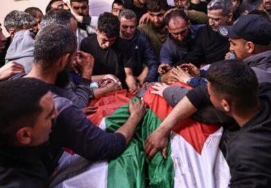 Tres palestinos mueren tras ataques de colonos y fuerzas israelíes en Cisjordania
