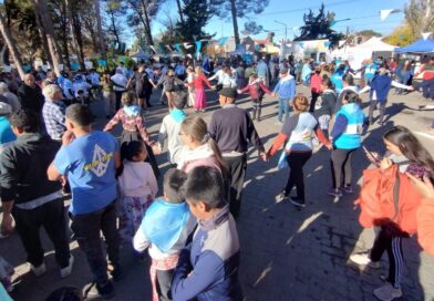 Domingo «celeste y blanco» en la plaza Francia