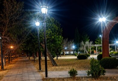 El Municipio iluminó con tecnología led una decena de plazas