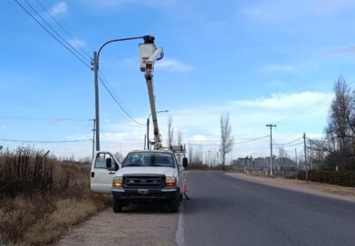 El Municipio instala nuevas luces led en la traza de Juan XXIII