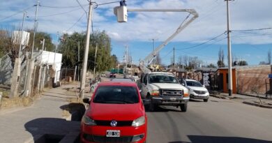 El Municipio instala nuevas luminarias
