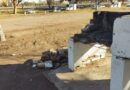 Vándalos provocaron destrozos en la rotonda del Cristo y rompieron luminarias en Jaime Prats