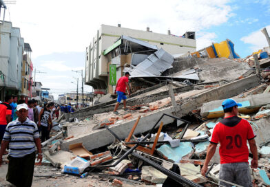 Sismo de gran intensidad sacude a la región andina y causa graves daños en el epicentro