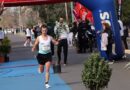 Triunfos destacados en una exigente jornada de atletismo sobre asfalto