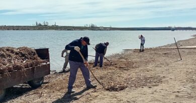 El Nihuil: Municipio y vecinos trabajaron juntos para poner a punto la costanera