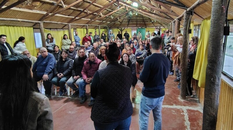 Siguen las reuniones en distritos para trabajar en la extensión de redes de gas natural
