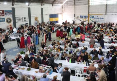 San Rafael vivió una gran Fiesta del Adulto Mayor en el club Huracán