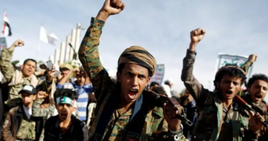 Ataque hutí contra una base militar en Yemen dejó decenas de víctimas