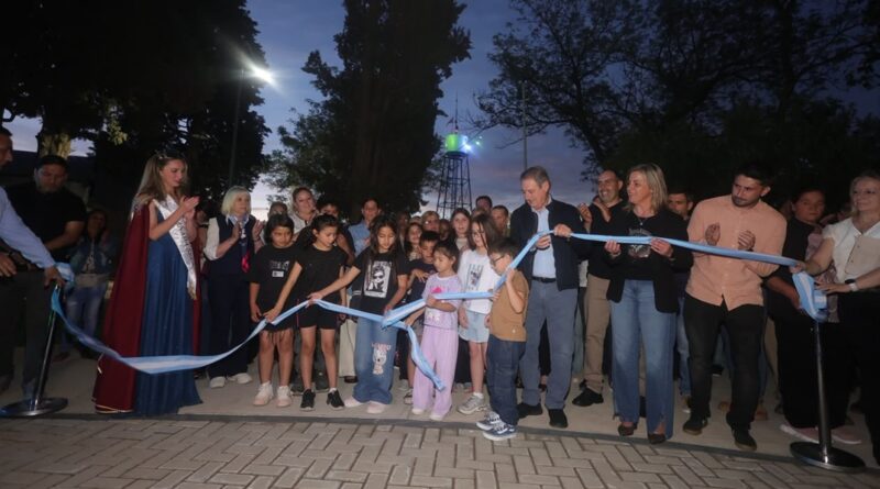 El Municipio inauguró la renovada plaza Julio Ruiz de Atuel Norte