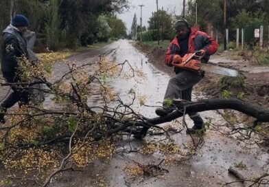 Las áreas municipales trabajan en todo el territorio ante las persistentes lluvias