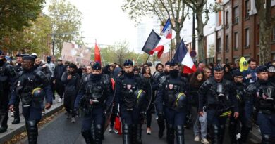 Francia enfrenta nuevas protestas por el costo de vida y un fuerte despliegue policial