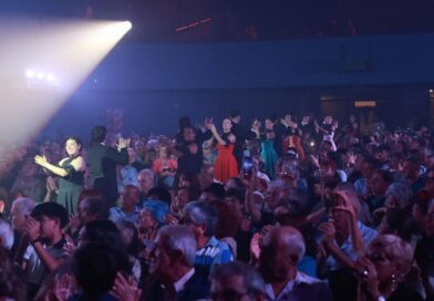 “Esencia Cuyana”: una noche de música, tradición y homenajes en el Roma