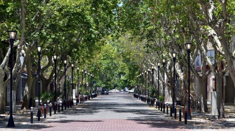 Casi 70 trabajadores del comercio perdieron su empleo en poco más de un mes