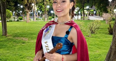 Valentina Abril Cobos Gómez nueva representante vendimial de la Villa 25 de Mayo