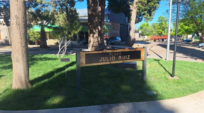 Atuel Norte estrena su plaza Julio Ruiz